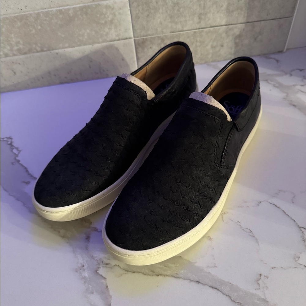 Sofft Brand Somers III SLIP-ons in Black Leather - Picture 3 of 9
